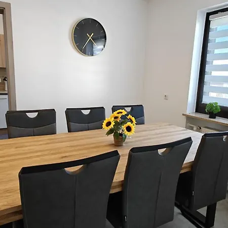 Seenland Getaway - Haus Am Berg Apartament Pleinfeld