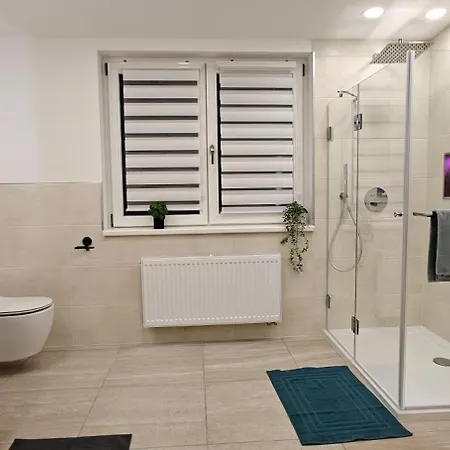 Seenland Getaway - Haus Am Berg *