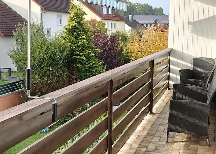 Daire Seenland Getaway - Haus Am Berg Pleinfeld