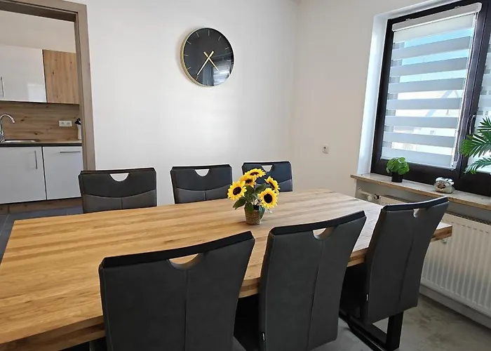 Seenland Getaway - Haus Am Berg Daire Pleinfeld